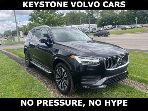 Onyx Black Metallic 2021 Volvo XC90 T5 Momentum 7 Passenger