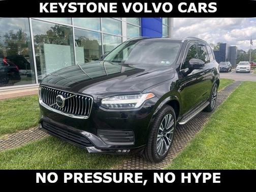 Onyx Black Metallic 2021 Volvo XC90 T5 Momentum 7 Passenger