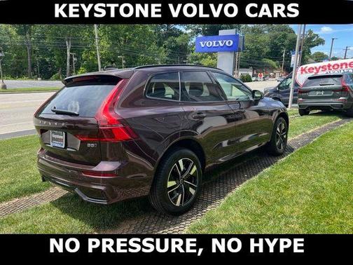 Mulberry Red 2026 Volvo XC60 B5 Plus