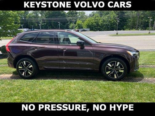 Mulberry Red 2026 Volvo XC60 B5 Plus