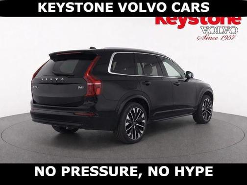 Onyx Black 2026 Volvo XC90 B6 Ultra 7-Seater