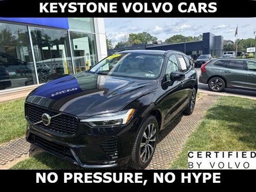 Onyx Black 2023 Volvo XC60 B5 Plus Dark Theme