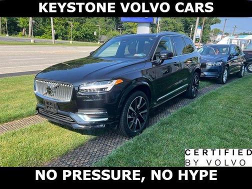 Onyx Black 2023 Volvo XC90 B6 Plus 7-Seater