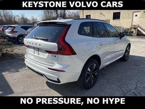 2026 Volvo XC60 B5 Core