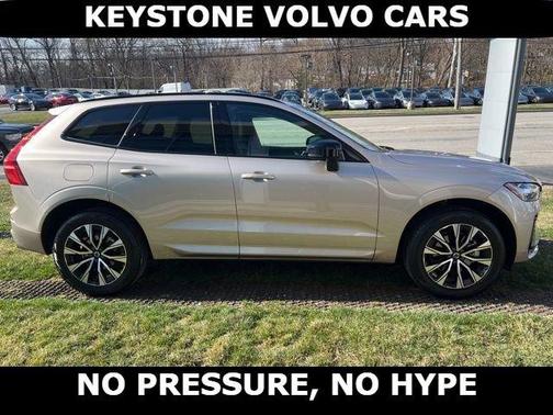2025 Volvo XC60 B5 Core