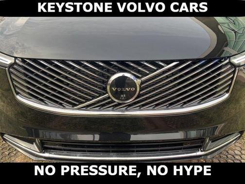 Onyx Black 2026 Volvo XC90 B6 Plus 7-Seater