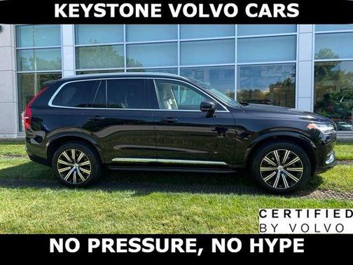 Onyx Black 2023 Volvo XC90 B6 Plus 7-Seater