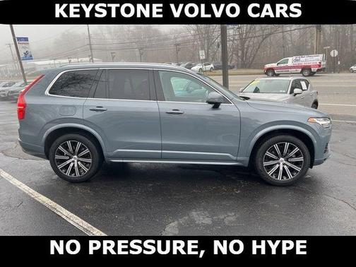 2023 Volvo XC90 B5 Core