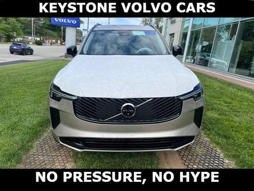 Bright 2026 Volvo XC90 B6 Ultra Dark Theme 7-Seater
