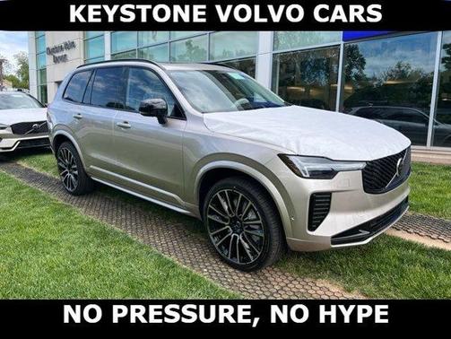 Bright 2026 Volvo XC90 B6 Ultra Dark Theme 7-Seater