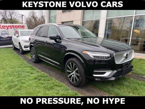 Onyx Black 2025 Volvo XC90 B5 Core