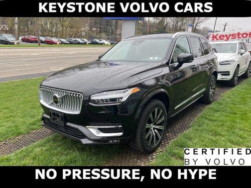 Onyx Black 2025 Volvo XC90 B5 Core