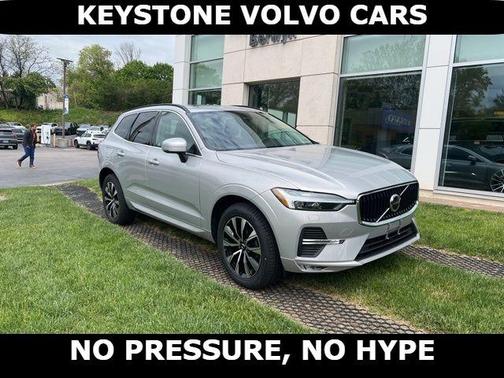 Silver 2023 Volvo XC60 B5 Core