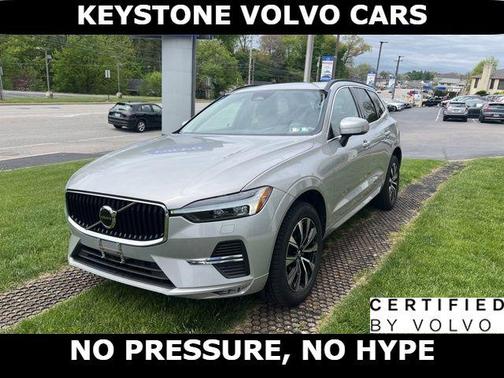 Silver 2023 Volvo XC60 B5 Core