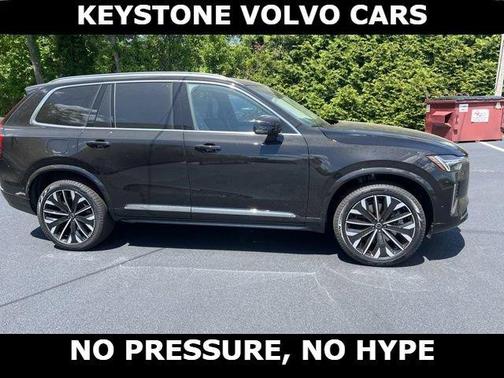 Onyx Black 2026 Volvo XC90 Plug-In Hybrid T8 Ultra 7-Seater