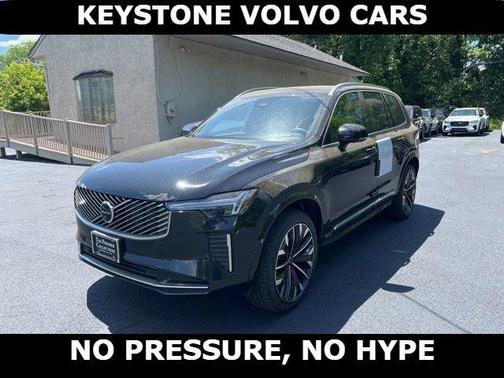 Onyx Black 2026 Volvo XC90 Plug-In Hybrid T8 Ultra 7-Seater