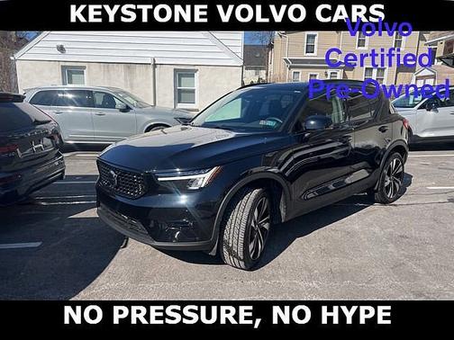 2023 Volvo XC40 Plus