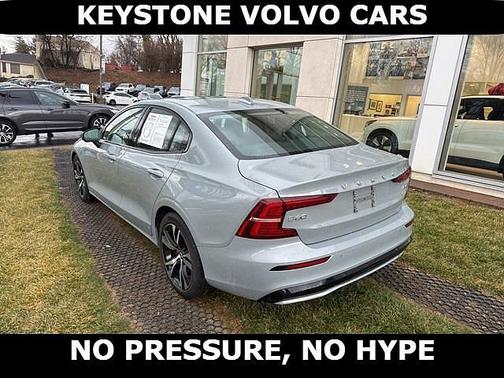 2025 Volvo S60 Core