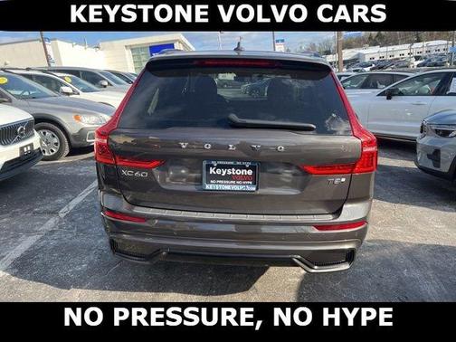 2025 Volvo XC60 Plug-In Hybrid T8 Core