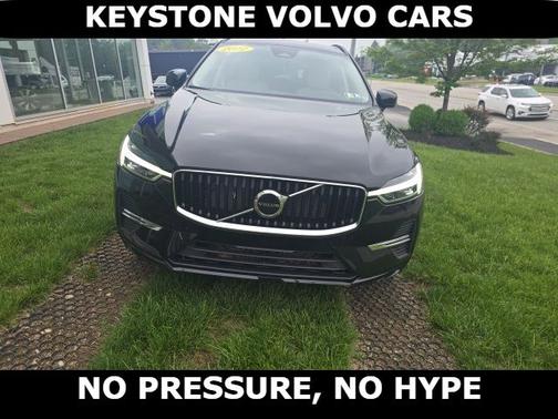 2022 Volvo XC60 B5 AWD Momentum