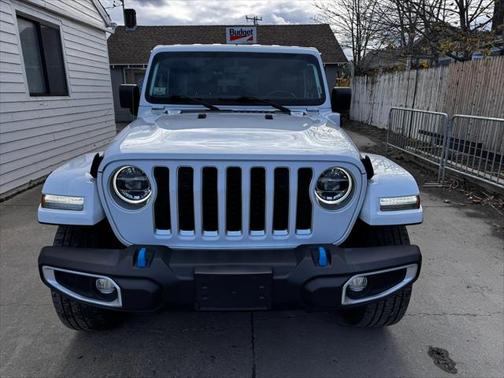 2022 Jeep Wrangler Unlimited 4xe Sahara