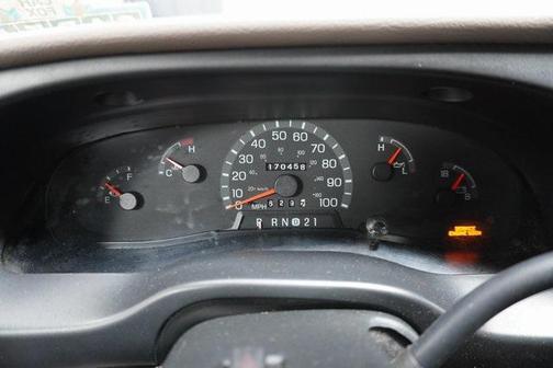 1999 Ford E150 Base