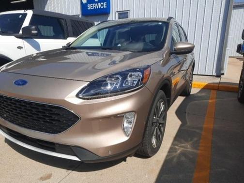 2020 Ford Escape Titanium