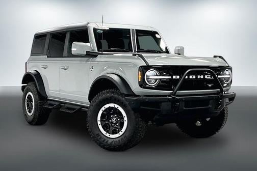 Cactus Gray 2024 Ford Bronco Outer Banks