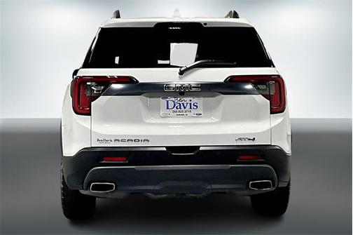 2022 GMC Acadia AT4