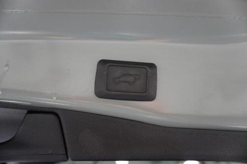 2019 Toyota RAV4 Hybrid XLE