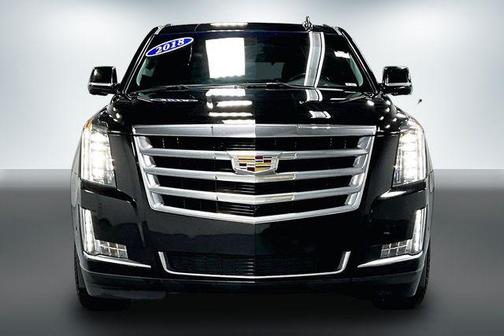 2018 Cadillac Escalade Luxury