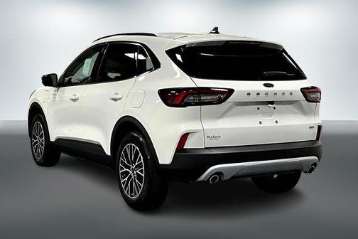 2026 Ford Escape PHEV SE