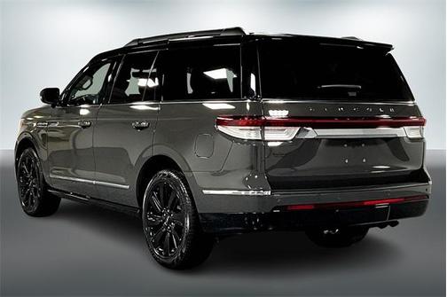 2024 Lincoln Navigator Black Label
