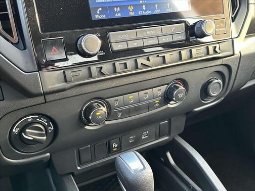 2025 Nissan Frontier S