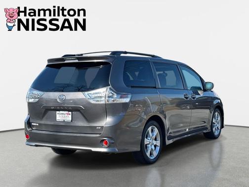 2012 Toyota Sienna SE