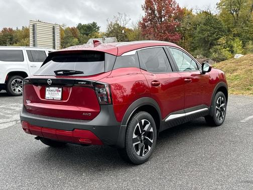 2025 Nissan Kicks SV