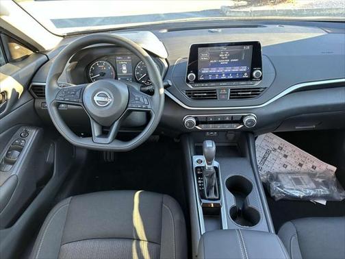 2025 Nissan Altima S FWD