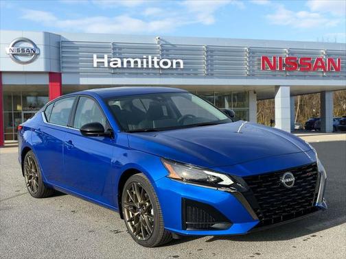 2025 Nissan Altima SR FWD