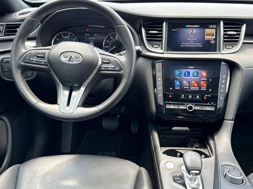 2022 INFINITI QX55 LUXE
