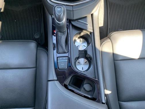 Photo 5 of 26 of 2019 Cadillac CTS 2.0L Turbo Luxury