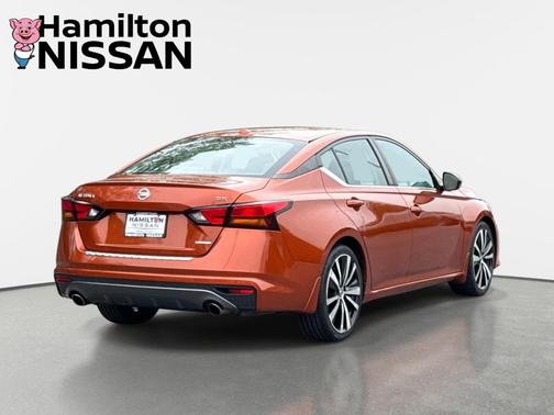 2021 Nissan Altima SR VC-Turbo FWD