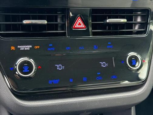 2021 Hyundai IONIQ Plug-In Hybrid SE