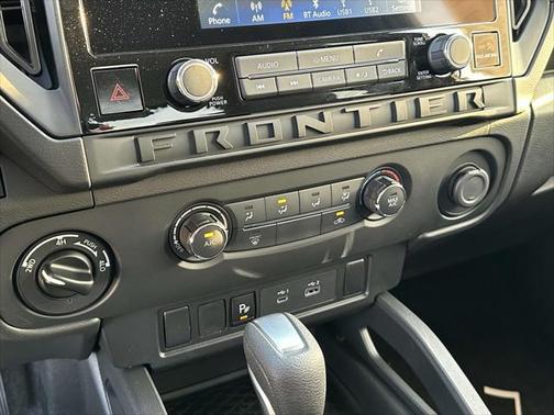 2025 Nissan Frontier S