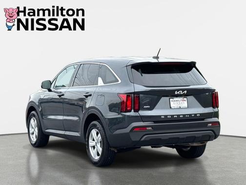 2022 Kia Sorento LX