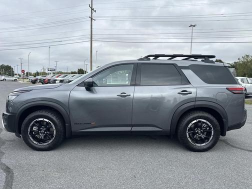 2025 Nissan Pathfinder Rock Creek 4WD
