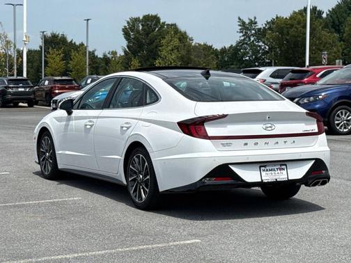 2022 Hyundai SONATA Limited