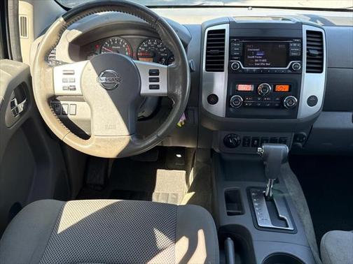 2017 Nissan Frontier SV