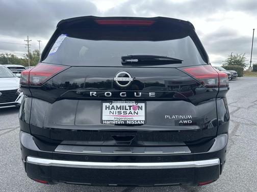 2025 Nissan Rogue Platinum