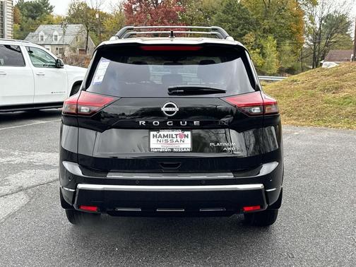 2025 Nissan Rogue Platinum