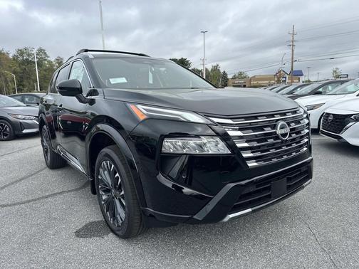 2025 Nissan Rogue Platinum